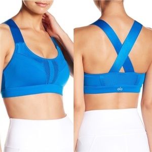 Alo Yoga Equalize Sports Bra Size M